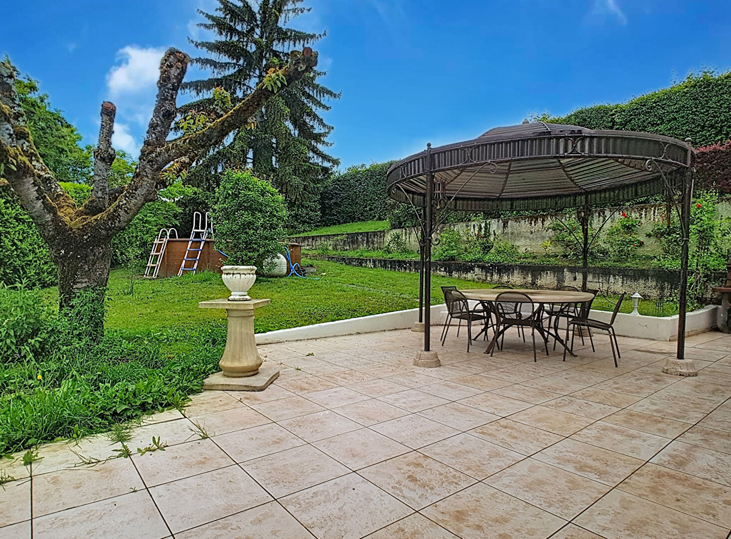 BONNE  Maison familiale - 5 chambres - Terrain de 1250m² Au Calme avec Vue panoramique