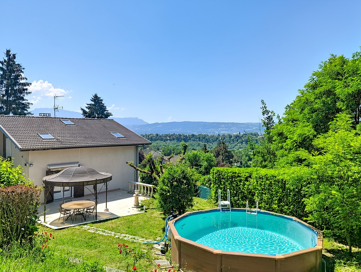 BONNE  Maison familiale - 5 chambres - Terrain de 1250m² Au Calme avec Vue panoramique