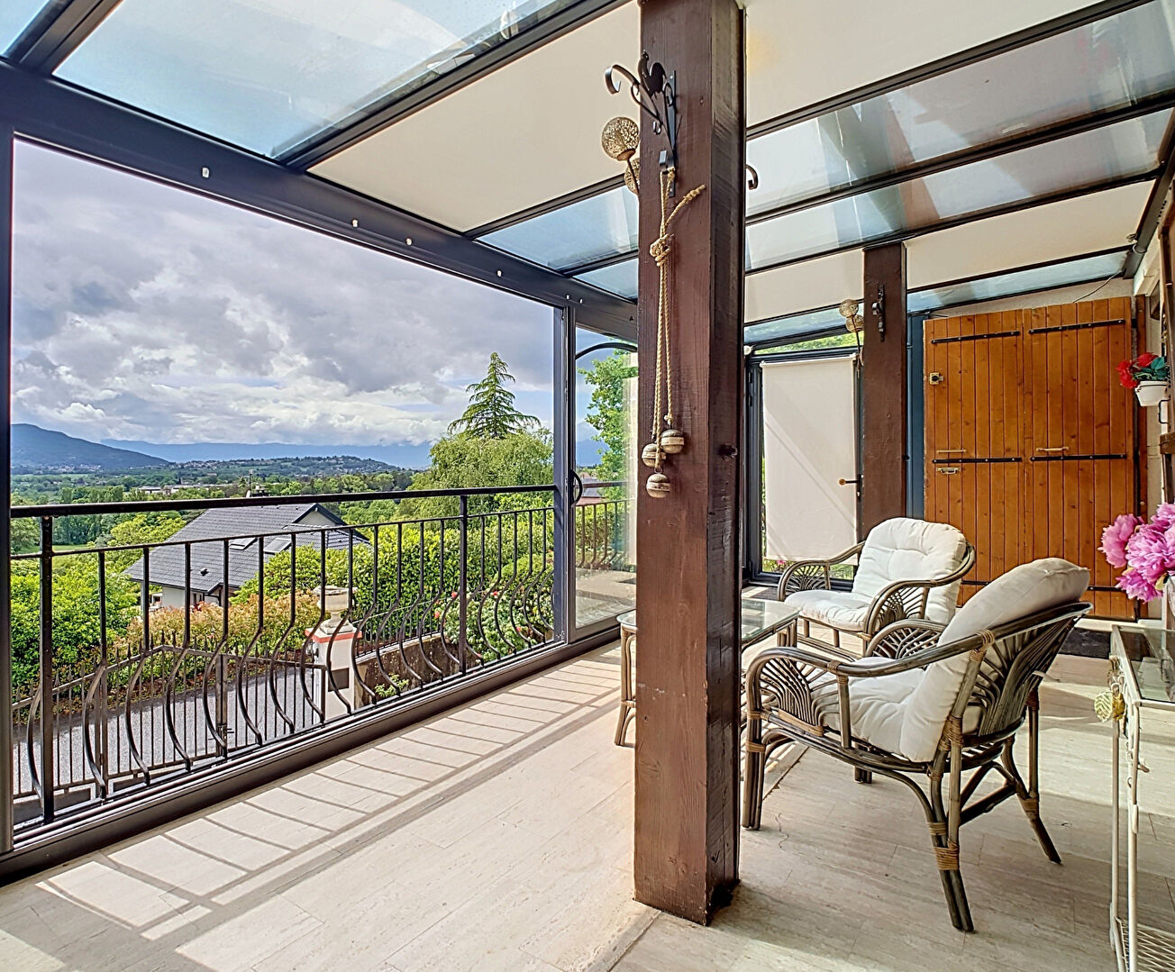BONNE  Maison familiale - 5 chambres - Terrain de 1250m² Au Calme avec Vue panoramique