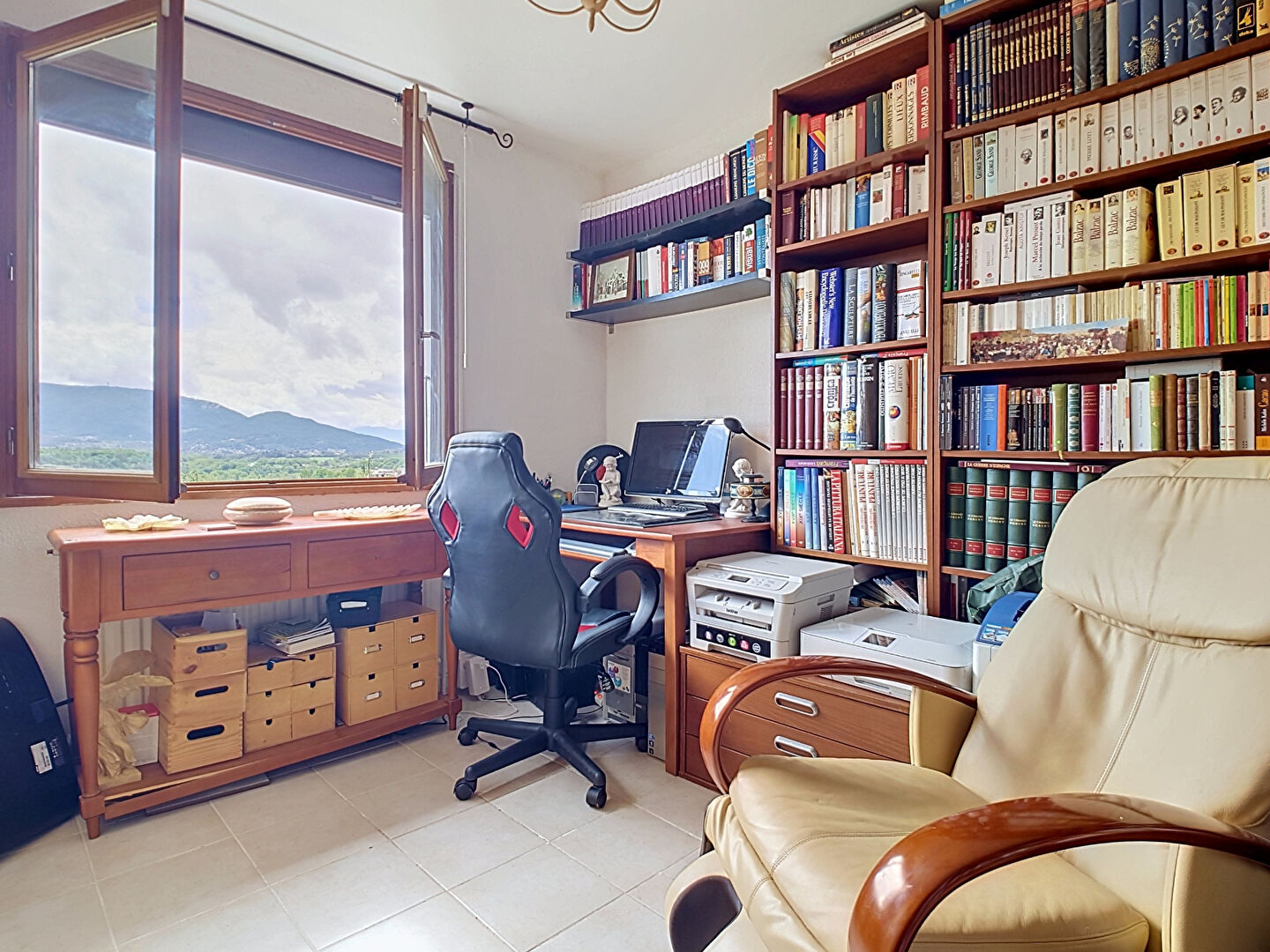 BONNE  Maison familiale - 5 chambres - Terrain de 1250m² Au Calme avec Vue panoramique