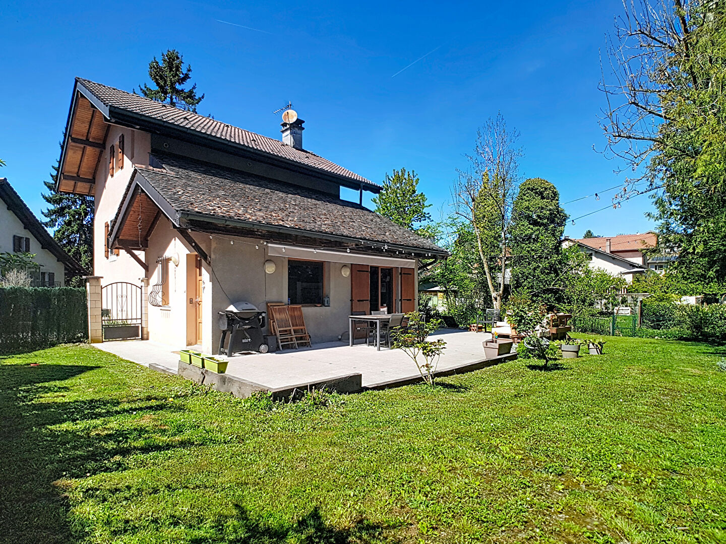 Maison 5 pièces 104 m² · à Perrignier · 104 m² · 460 000 €