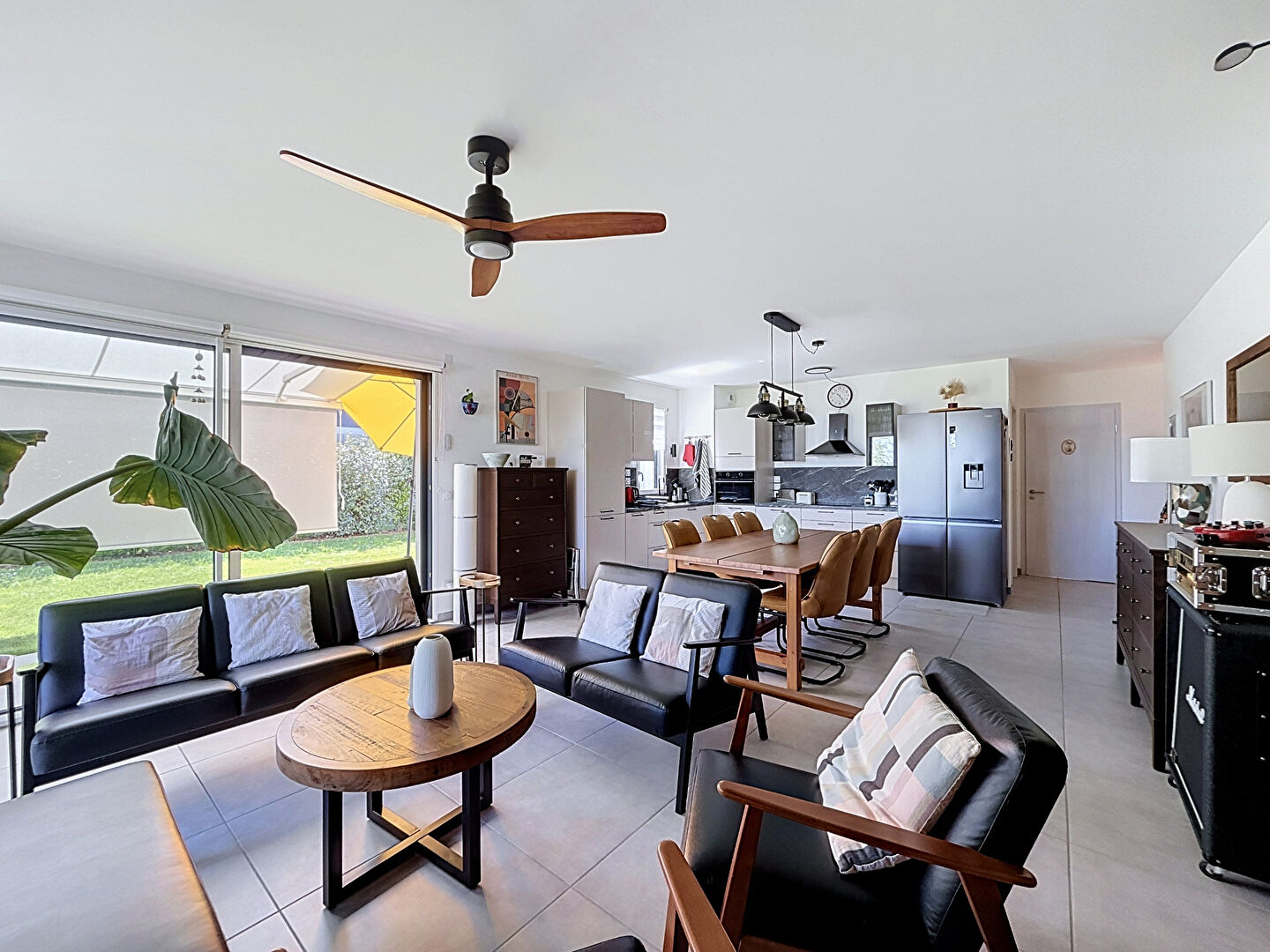 Évian-les-Bains - T3 de 76 m² en rez-de-jardin avec terrasse, jardin et garage