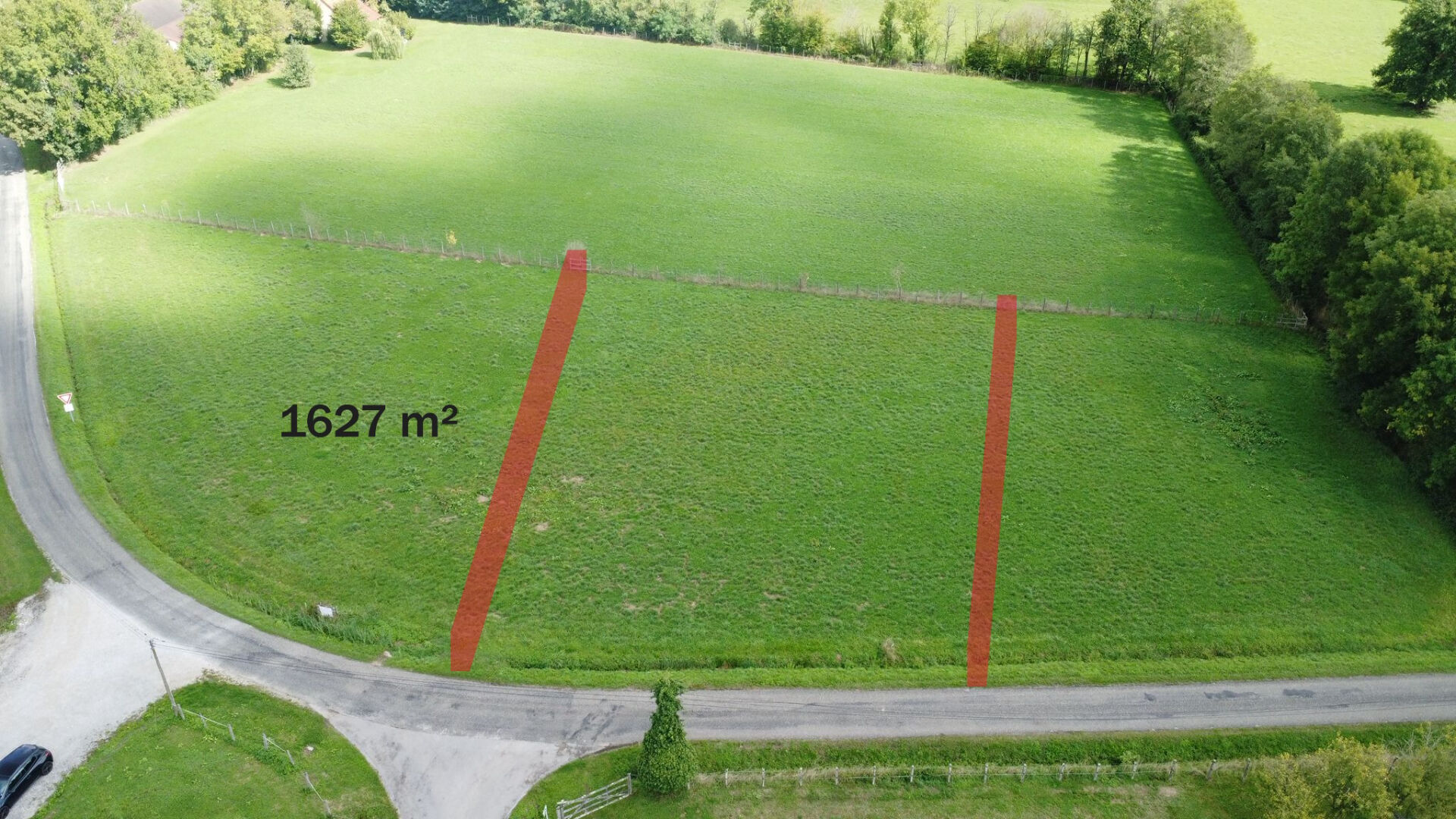 Terrain Montcony 1627 m2 · 20 000 €