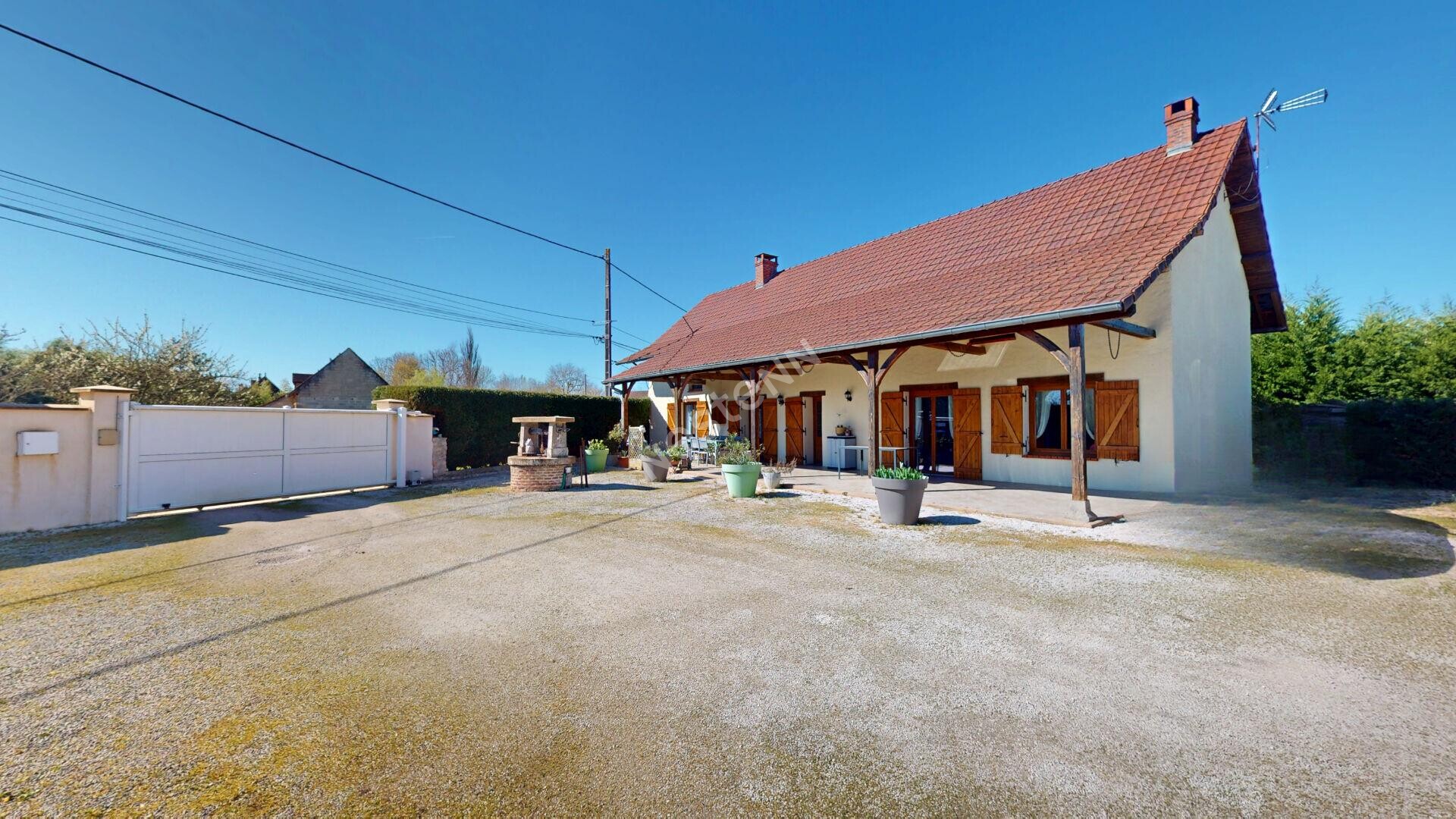 Maison 8 pièces 190 m² · à Louhans · 190 m² · 274 000 €