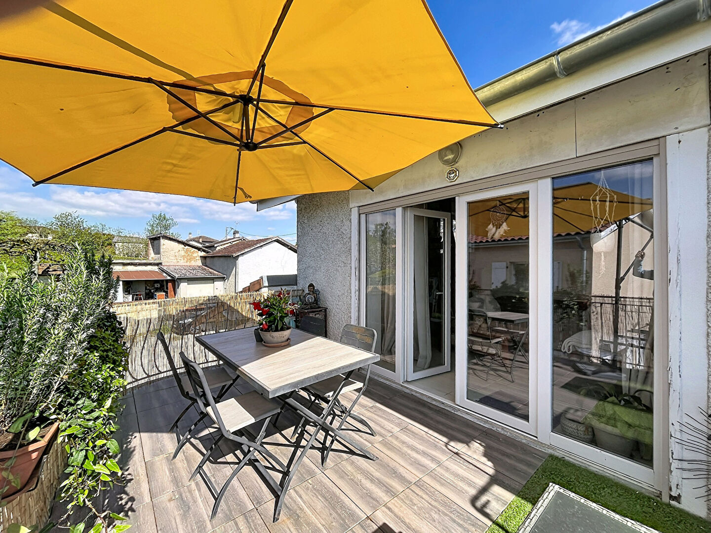Appartement 3 pièces 75 m² · à Meximieux · 75 m² · 220 000 €