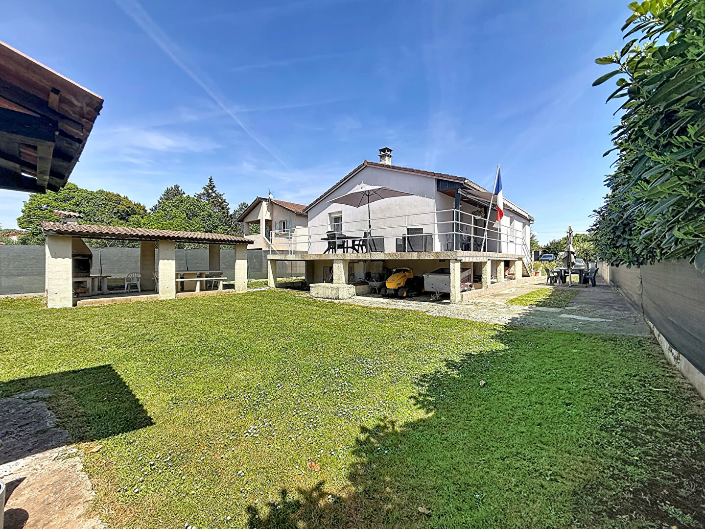 Maison 5 pièces 92 m² · à Blyes · 92 m² · 309 000 €