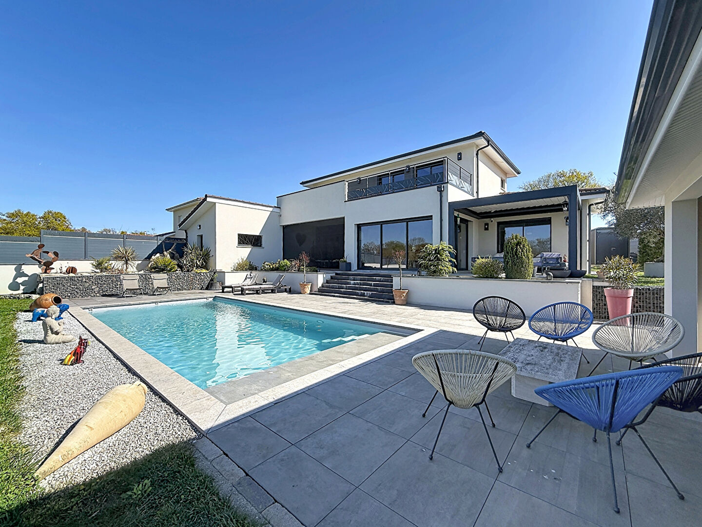 Maison 5 pièces 159 m² · à Meximieux · 159 m² · 630 000 €