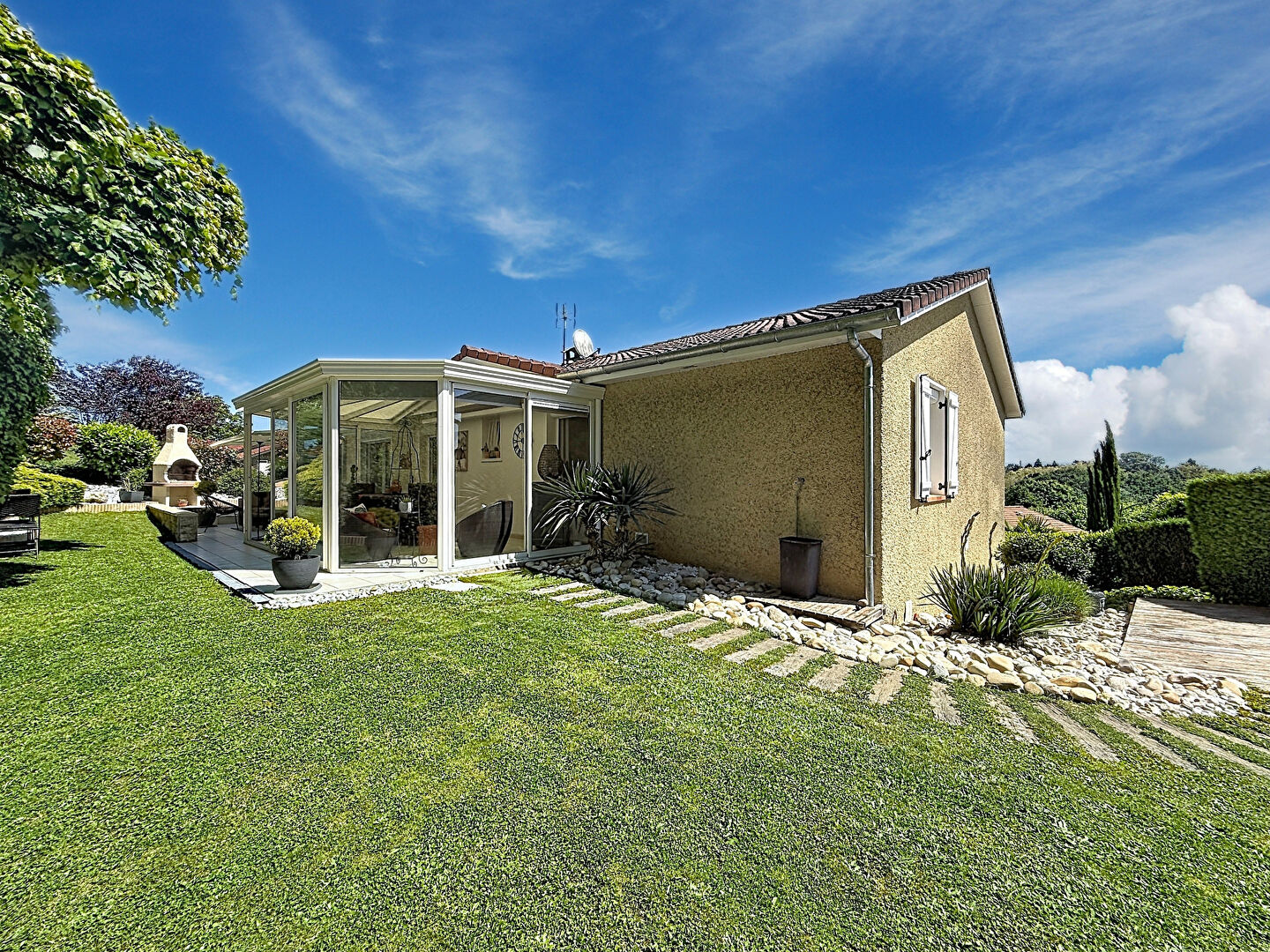 Maison 6 pièces 114 m² · à Meximieux · 114 m² · 395 000 €