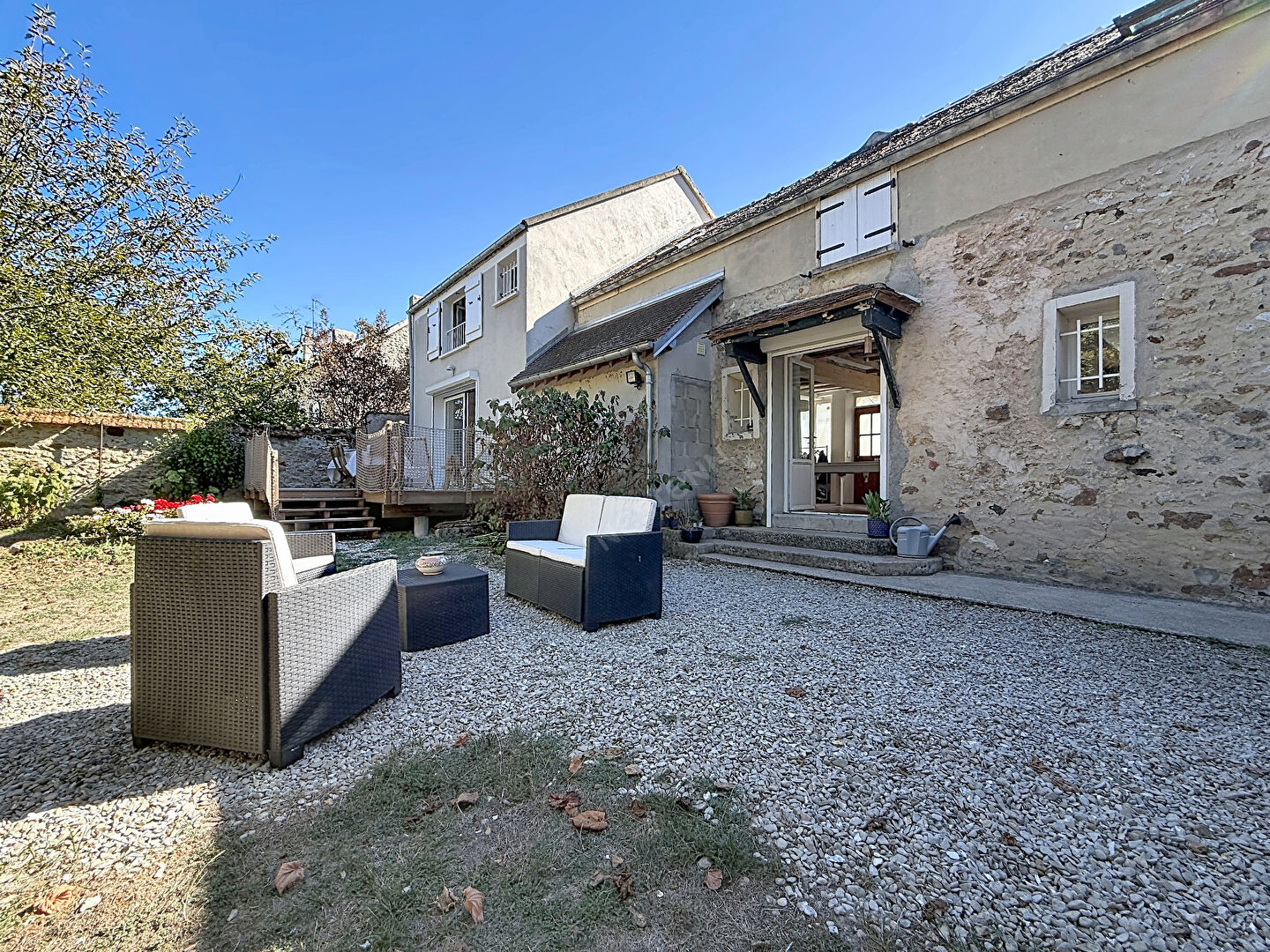 Charmante ancienne maison de 5 pièces à 15 minutes au Nord de Montereau