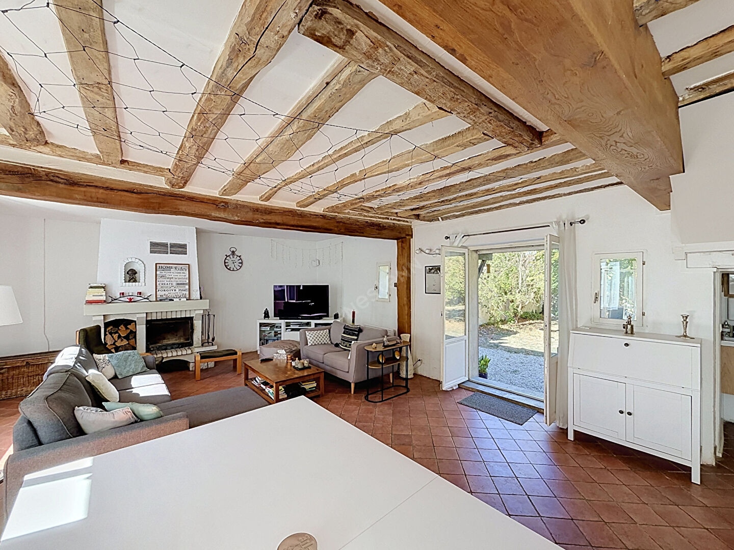 Charmante ancienne maison de 5 pièces à 15 minutes au Nord de Montereau