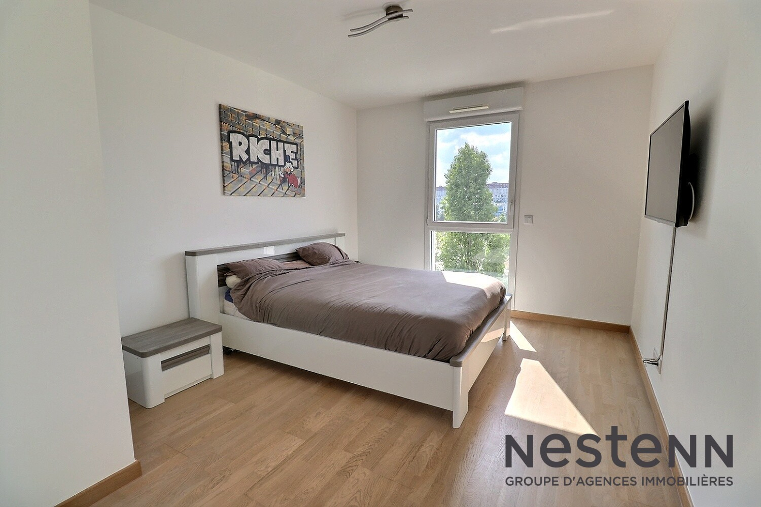 Appartement Neuilly Sur Marne 3 pieces terrasse