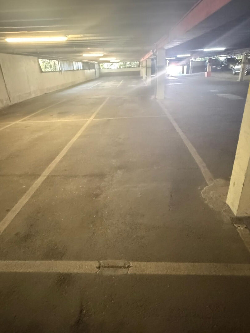Parking Fontenay Sous Bois · 13 000 €