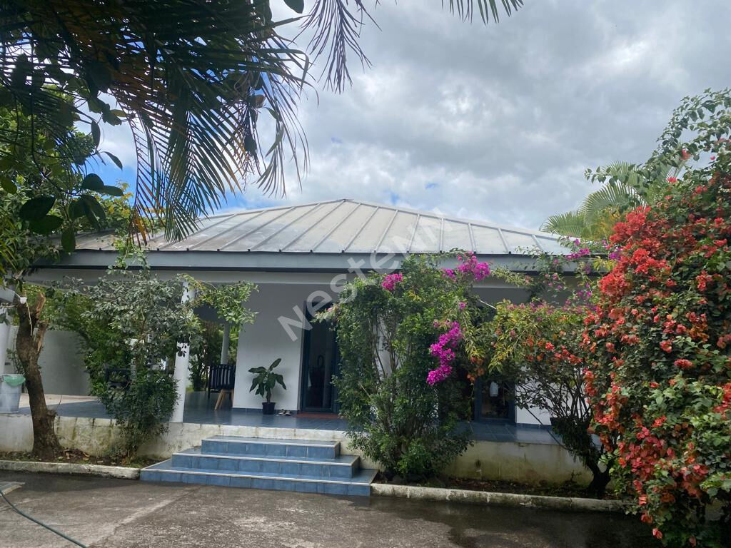 MAISON TYPE 4 A VENDRE SUR SAINT ANDRE 97440