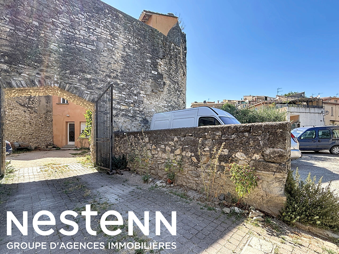 Maison 3 pièces 240 m² · à Caumont sur Durance · 240 m² · 355 000 €