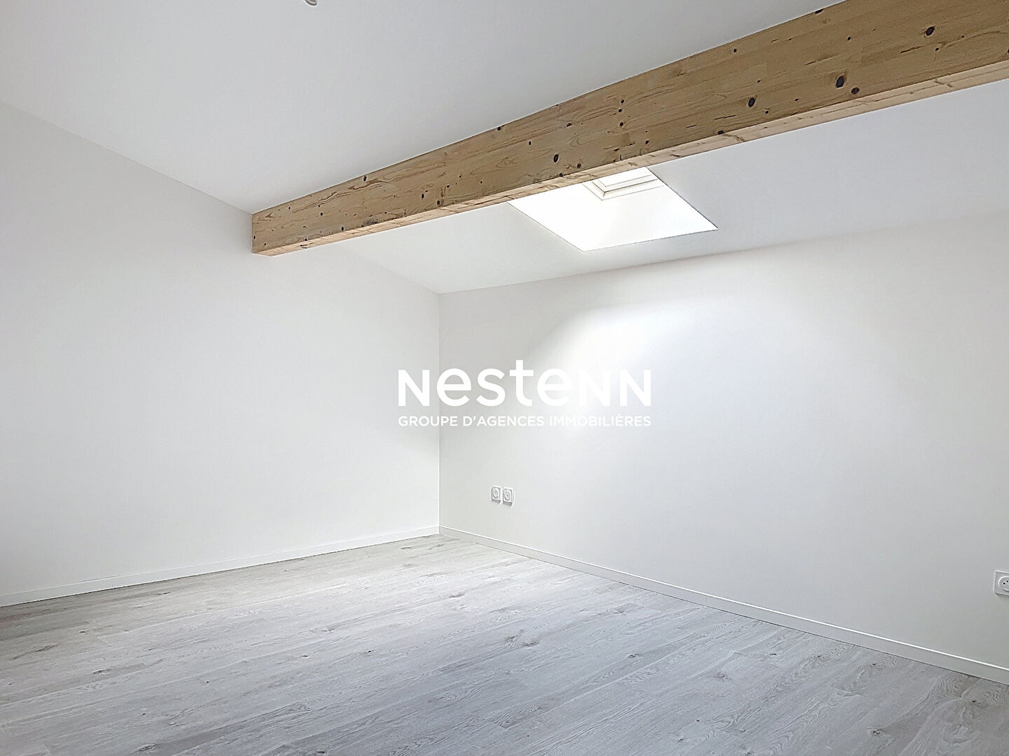 MAISON SATHONAY CAMP 4 CHAMBRES AVEC GRAND GARAGE FRAICHEMENT RÉNOVÉE AU CALME