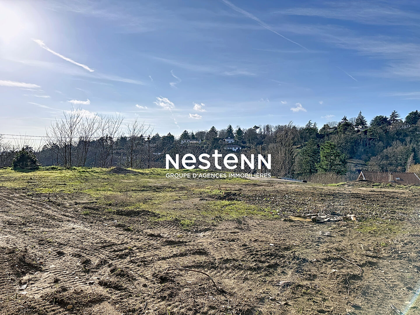 TERRAIN SAINT CYR AU MONT D'OR 1225 M² LIBRE CONSTRUCTEUR ET HORS LOTISSEMENT