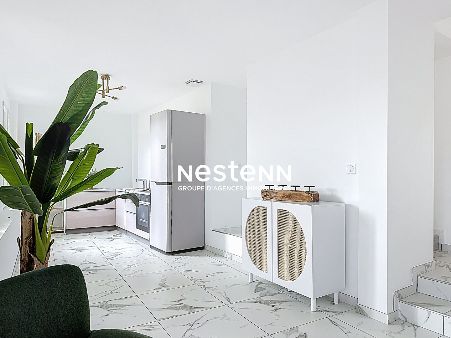 SATHONAY CAMP MAISON DE VILLE ENTIÈREMENT RENOVÉE AVEC GARAGE ET TERRASSE