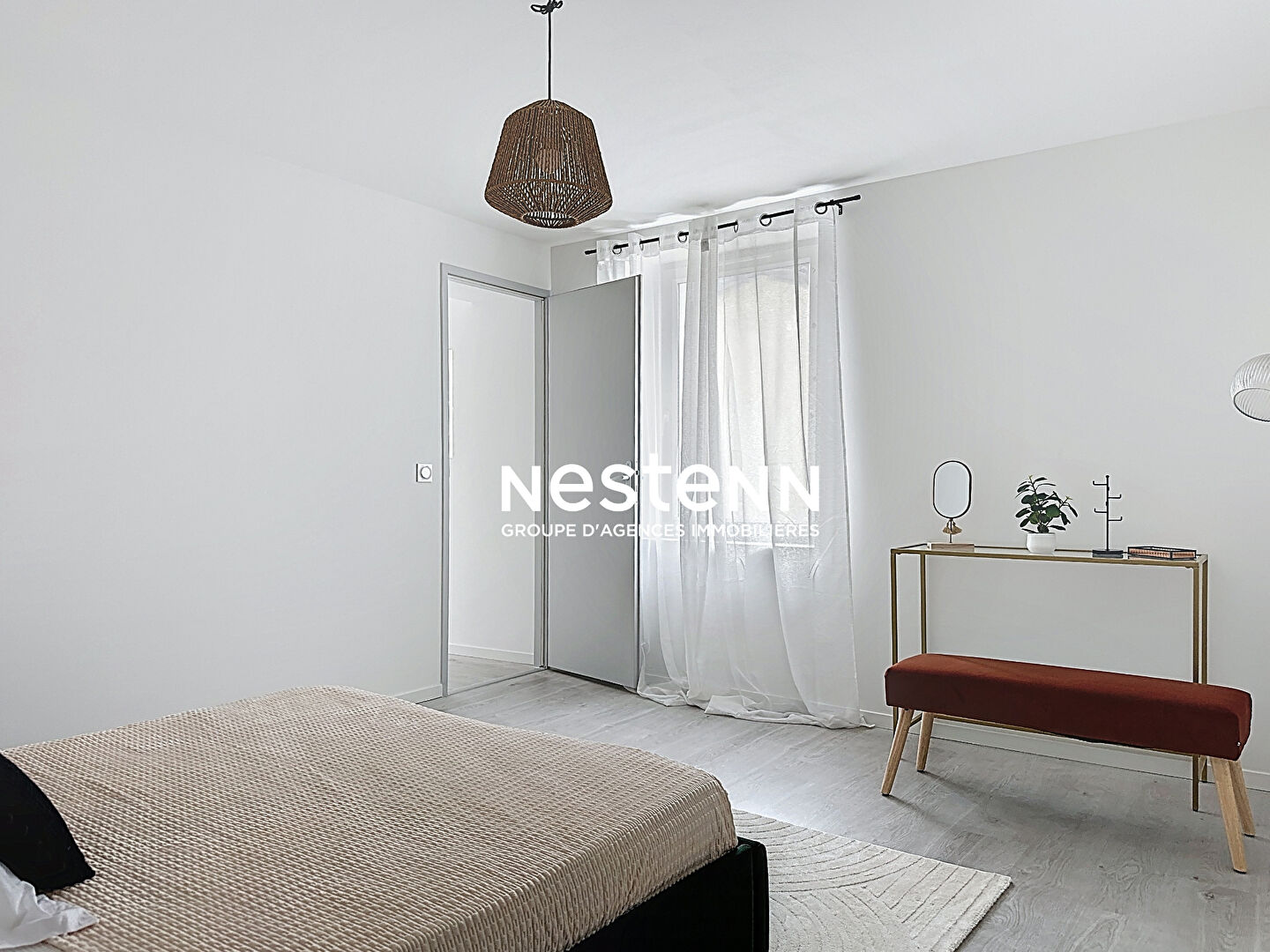 SATHONAY CAMP MAISON DE VILLE ENTIÈREMENT RENOVÉE AVEC GARAGE ET TERRASSE