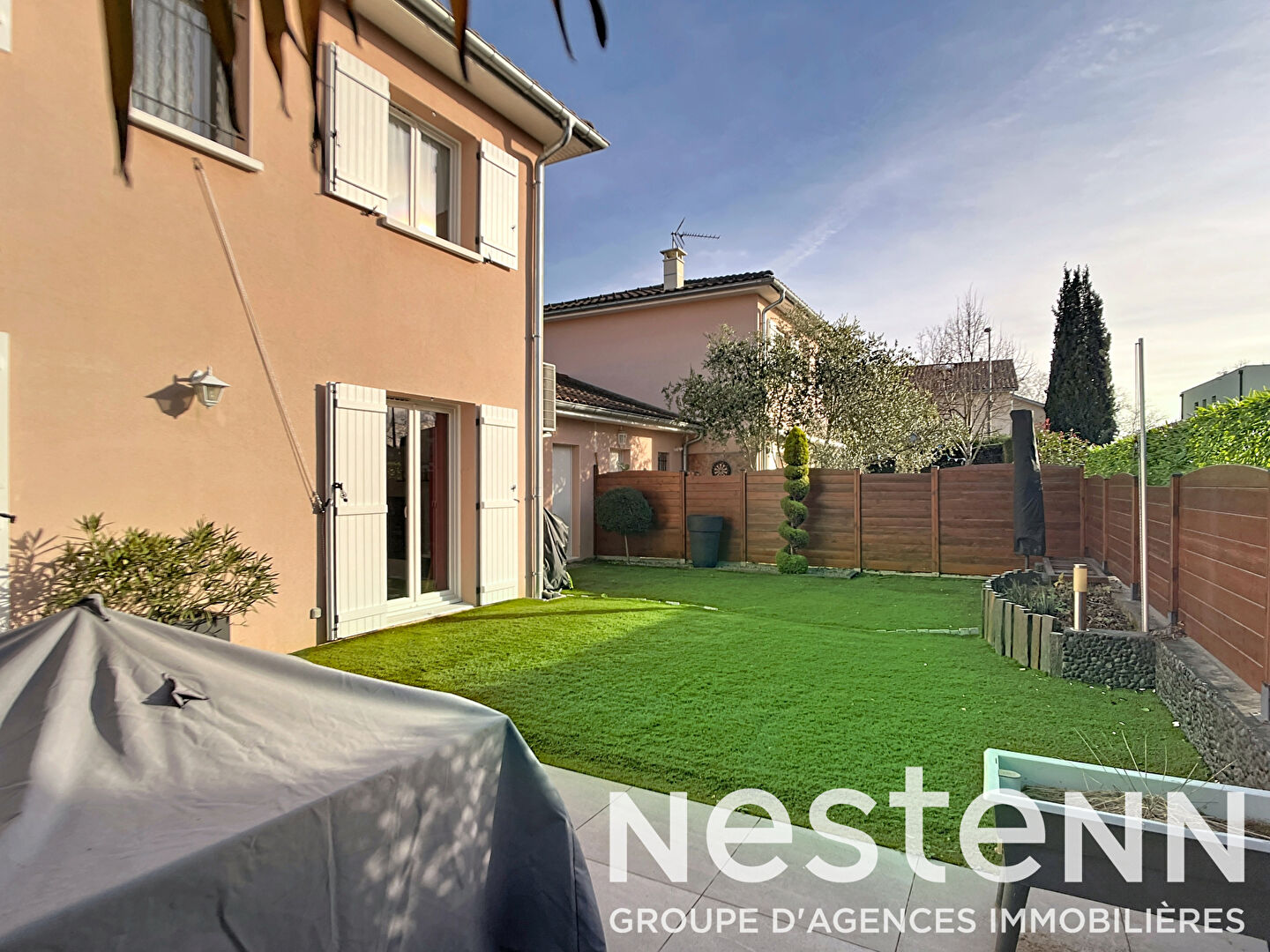 MAISON FAMILIALE A VENDRE - RILLIEUX-LA-PAPE - QUARTIER POLYCLINIQUE - 103 m²  4 CHAMBRES - JARDIN -  GARAGE