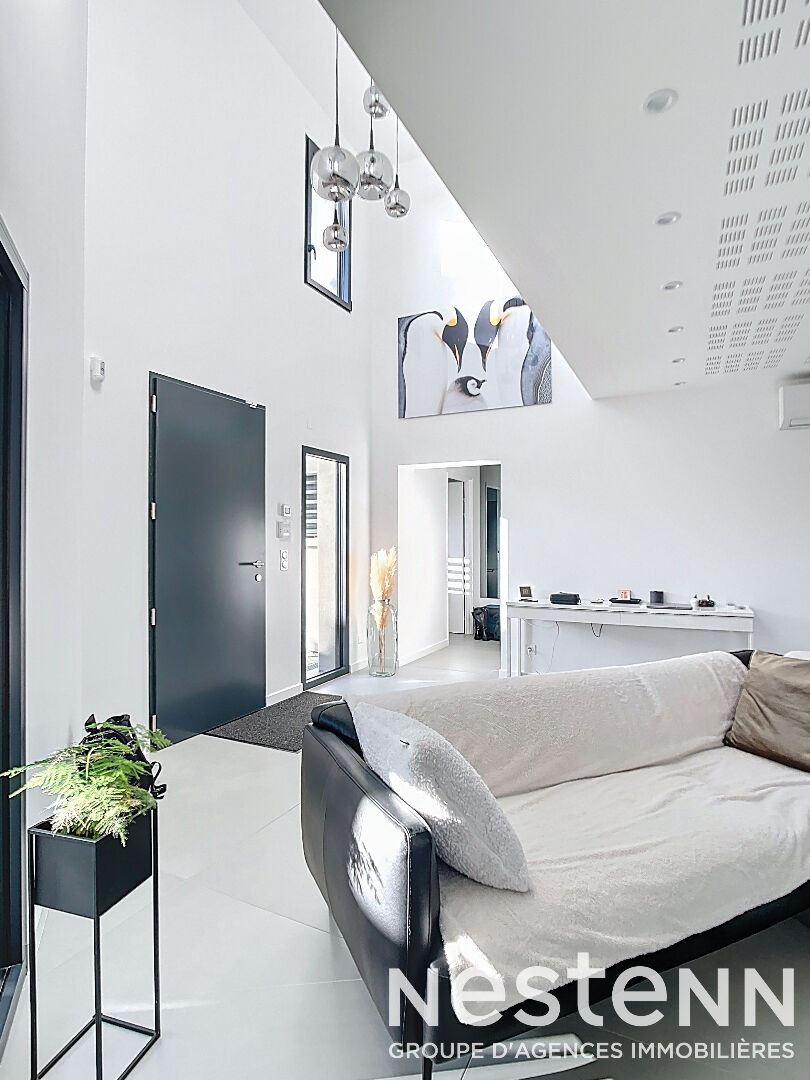 RILLIEUX LA PAPE MAISON CONTEMPORAINE 4 CHAMBRES BEAUX ESPACES ET PRESTATION HAUT DE GAMME
