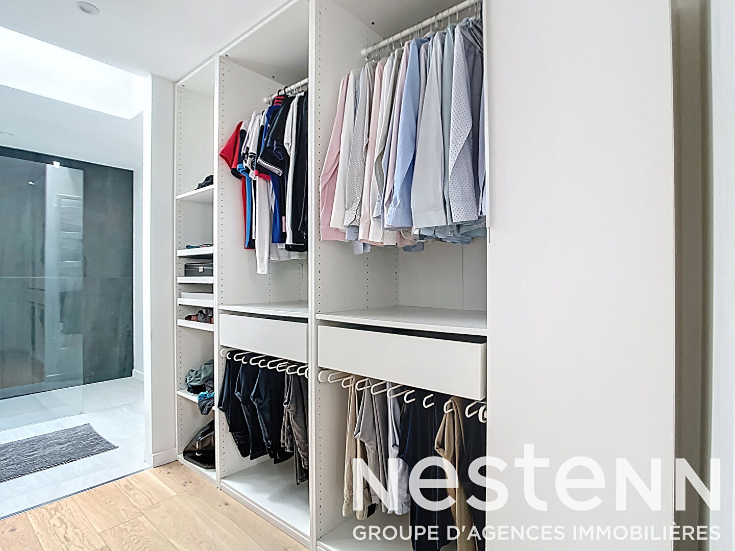 RILLIEUX LA PAPE MAISON CONTEMPORAINE 4 CHAMBRES BEAUX ESPACES ET PRESTATION HAUT DE GAMME
