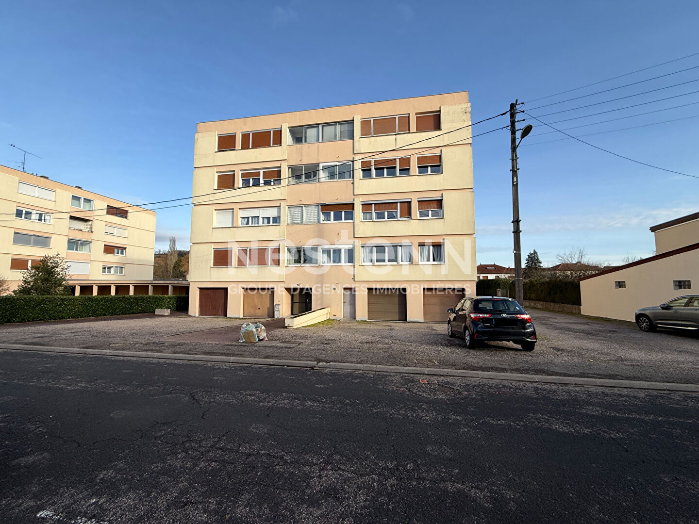 Appartement rénové - 3 chambres - Garage - 1er étage - Belleville sur Meuse