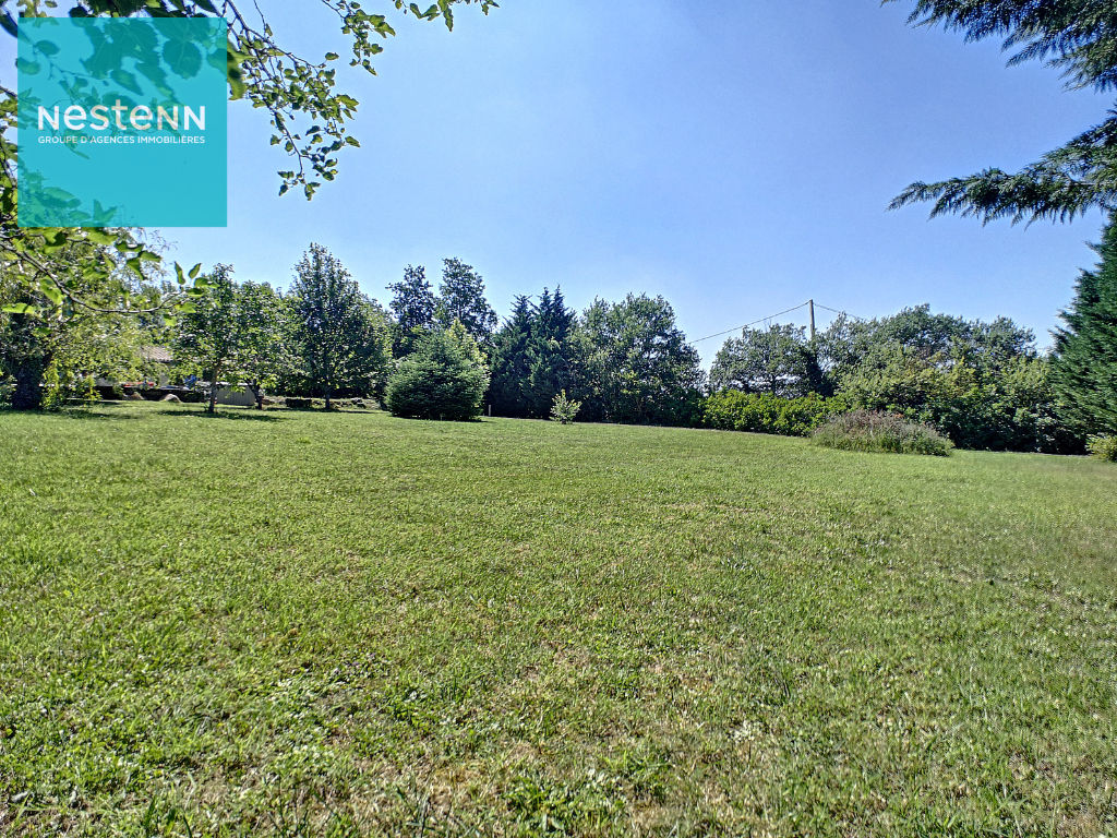 Terrain de 1426 m2 a vendre , a 2 minutes de Villefranche de Lauragais.
