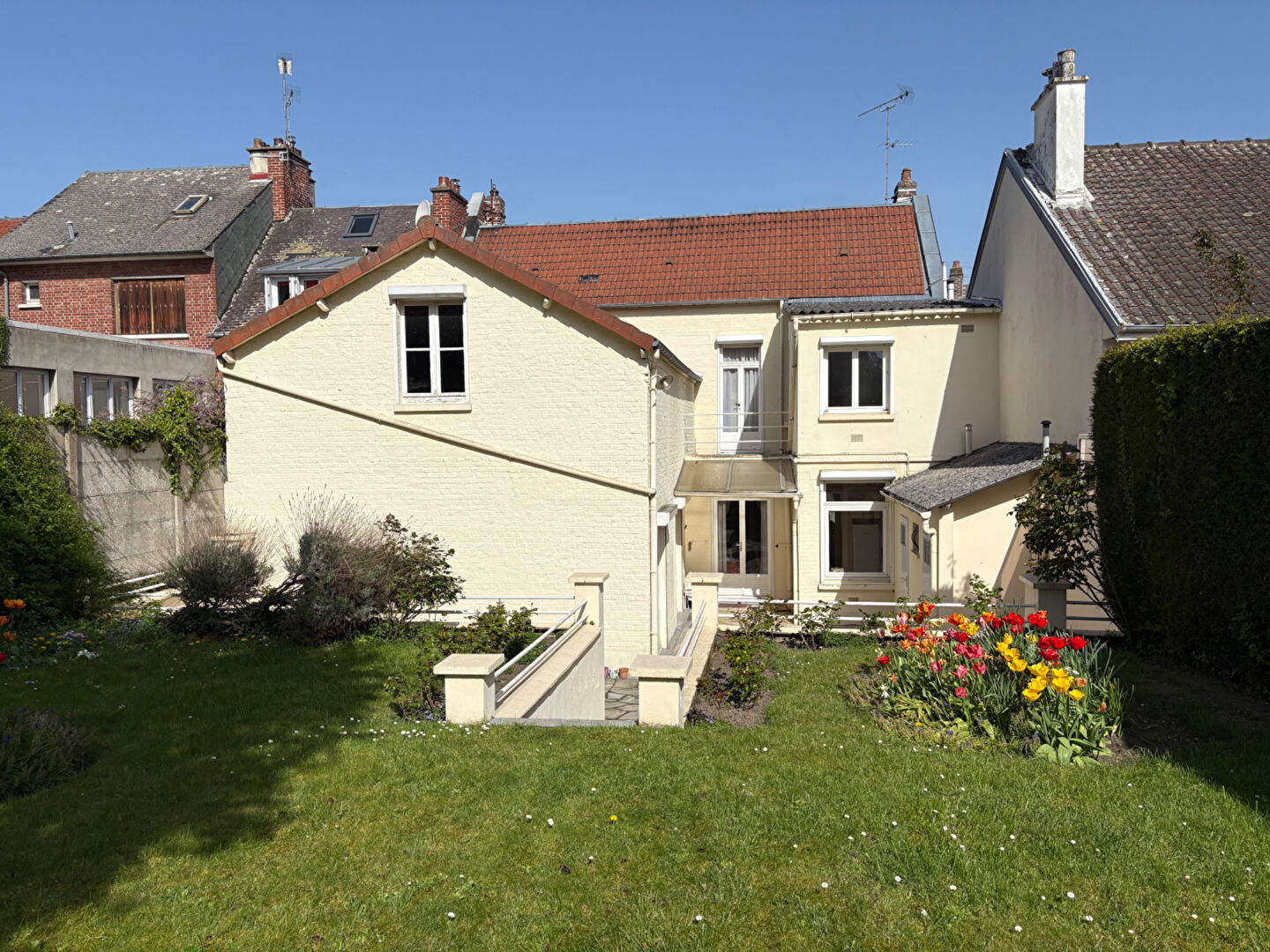 Maison 9 pièces 221 m² · à Amiens · 221 m² · 349 700 €