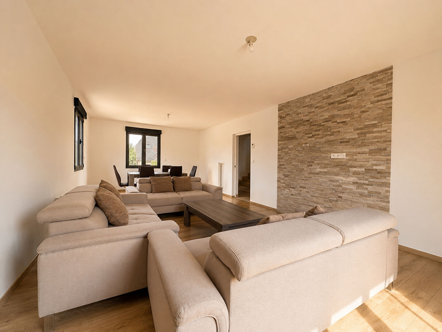 Maison 6 pièces 158 m² · à Allonville · 158 m² · 399 000 €