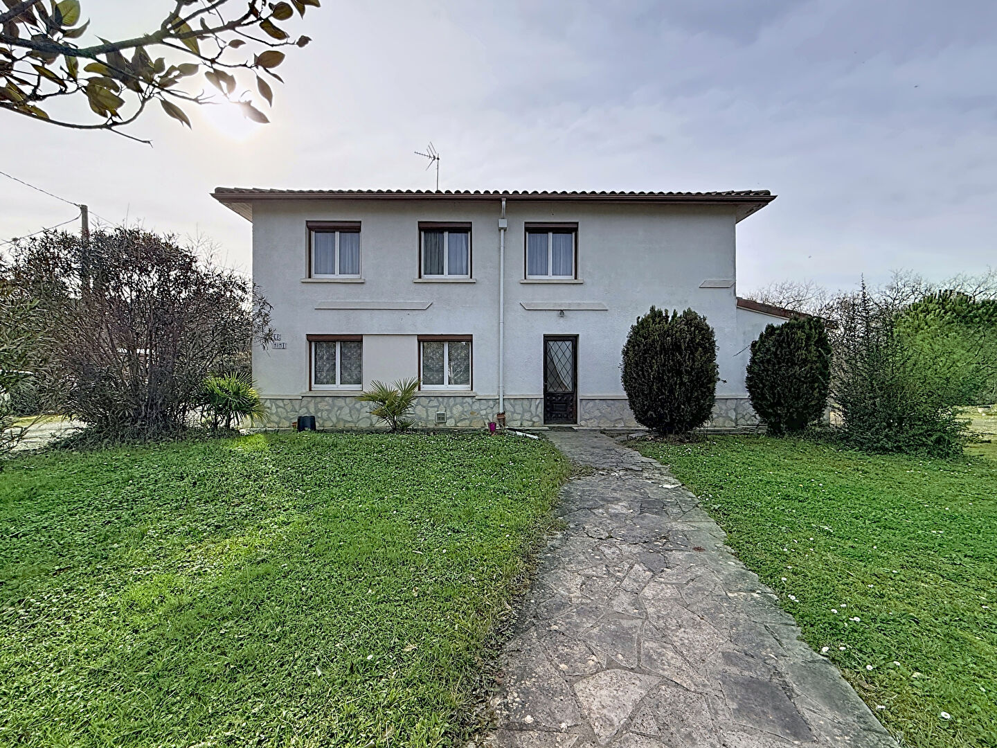 Maison 7 pièces 179 m² · à Duran · 179 m² · 222 000 €