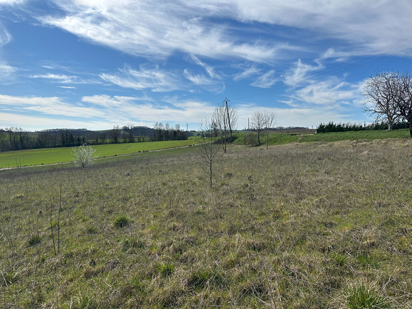 Terrain à batir à vendre à Augnax 2500 m² · 44 000 €
