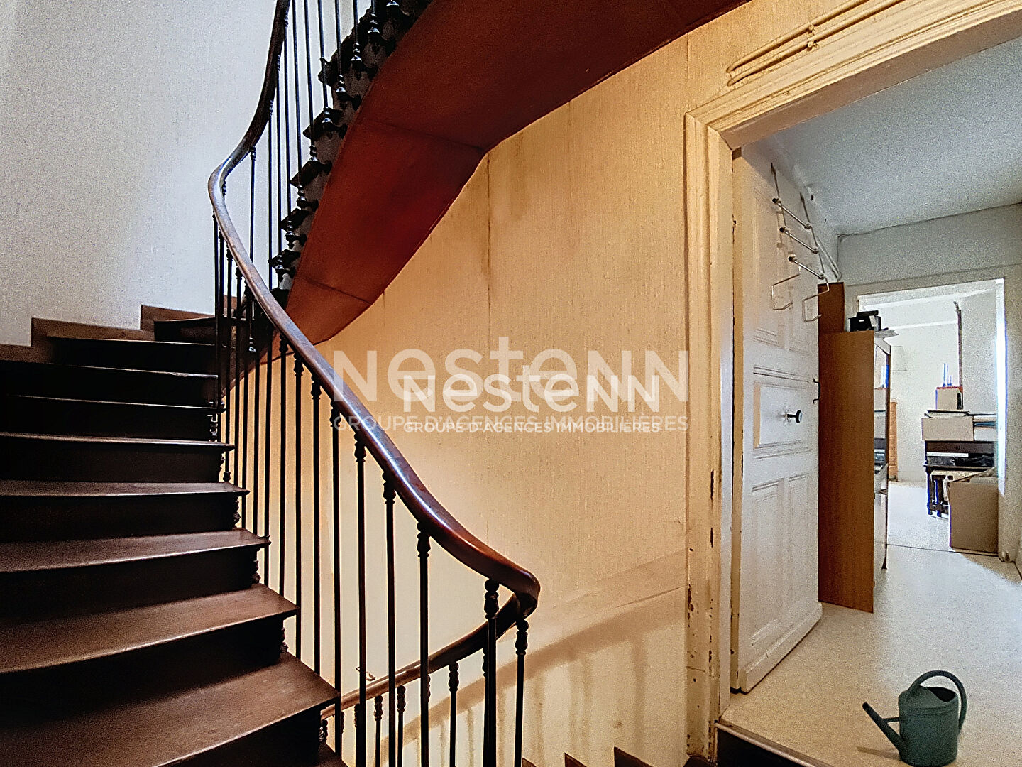 Maison de ville à rénover avec vue imprenable à Auch - Investissement idéal