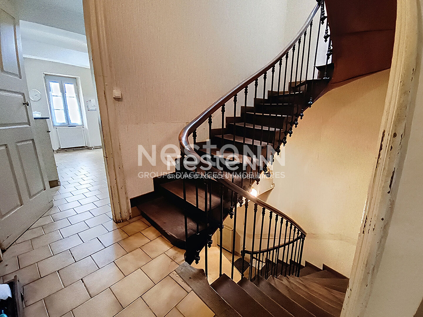 Maison de ville à rénover avec vue imprenable à Auch - Investissement idéal