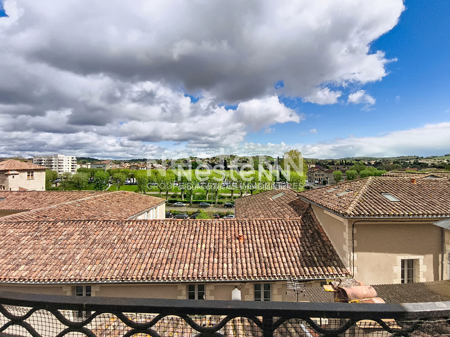 Maison de ville à rénover avec vue imprenable à Auch - Investissement idéal