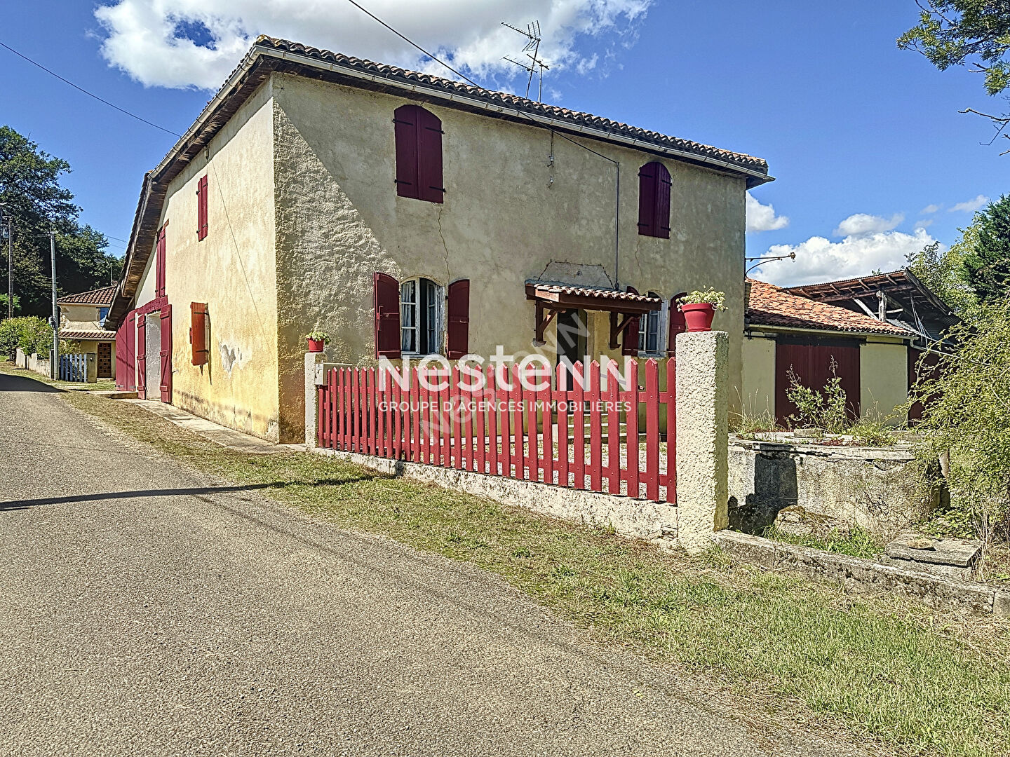 Maison 7 pièces 151 m² · à Montesquiou · 151 m² · 159 000 €