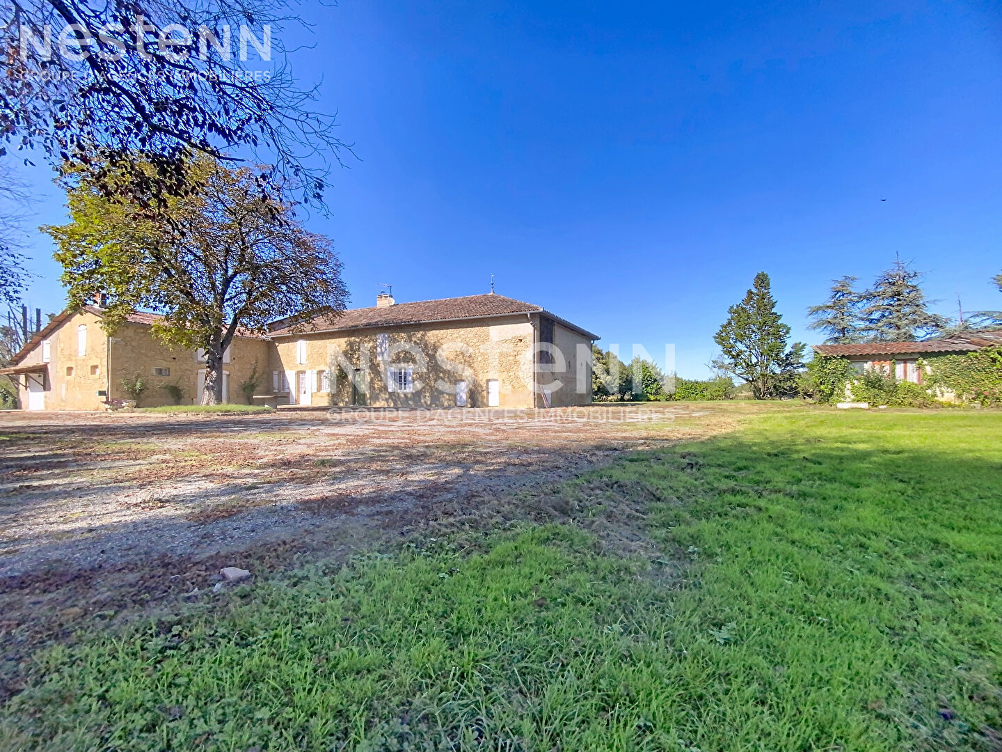 Maison 14 pièces 507 m² · à Seissan · 507 m² · 283 000 €