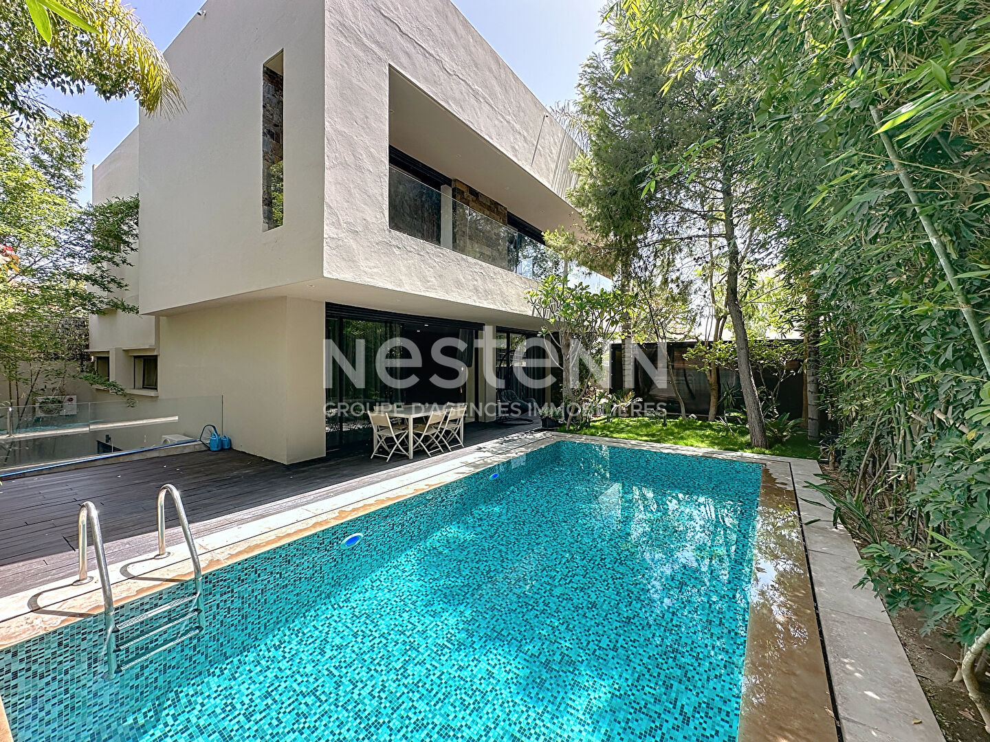 A vendre Villa d'architecte de prestige 5 pièces à Marrakech de 385m2
