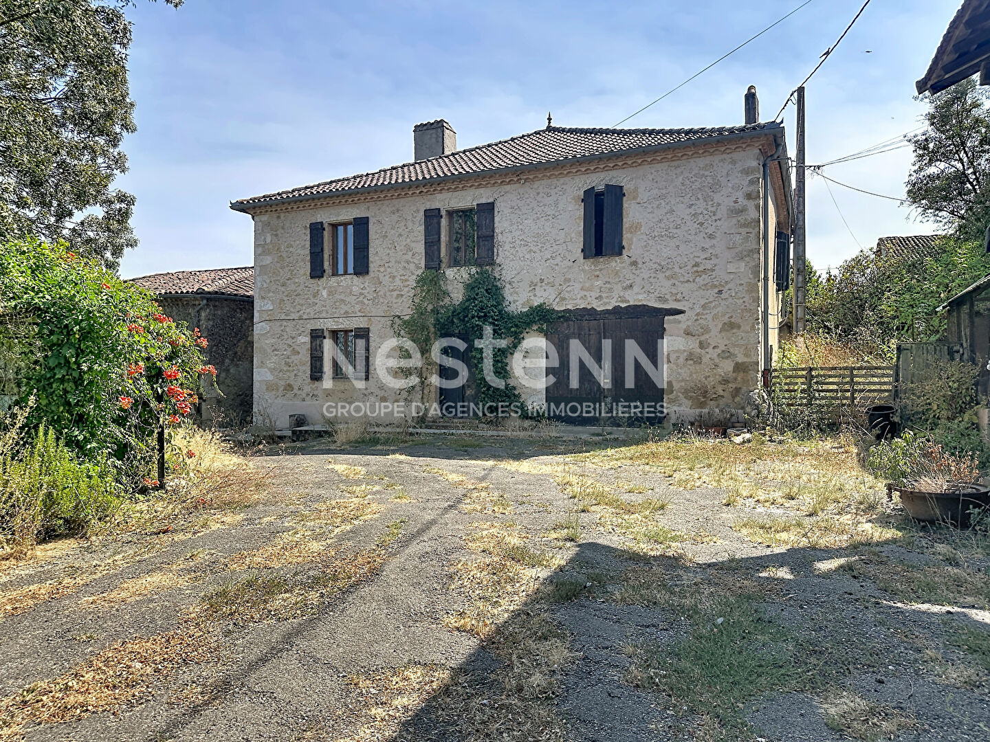 Maison 6 pièces 143 m² · à Roquefort · 143 m² · 222 000 €