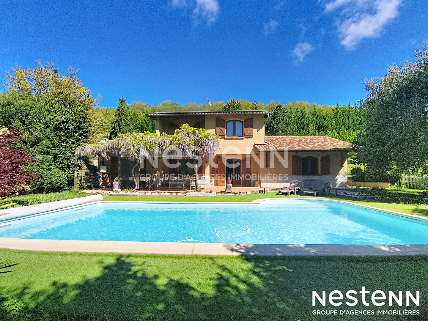 Maison 6 pièces 189 m² · à Pessan · 189 m² · 388 800 €