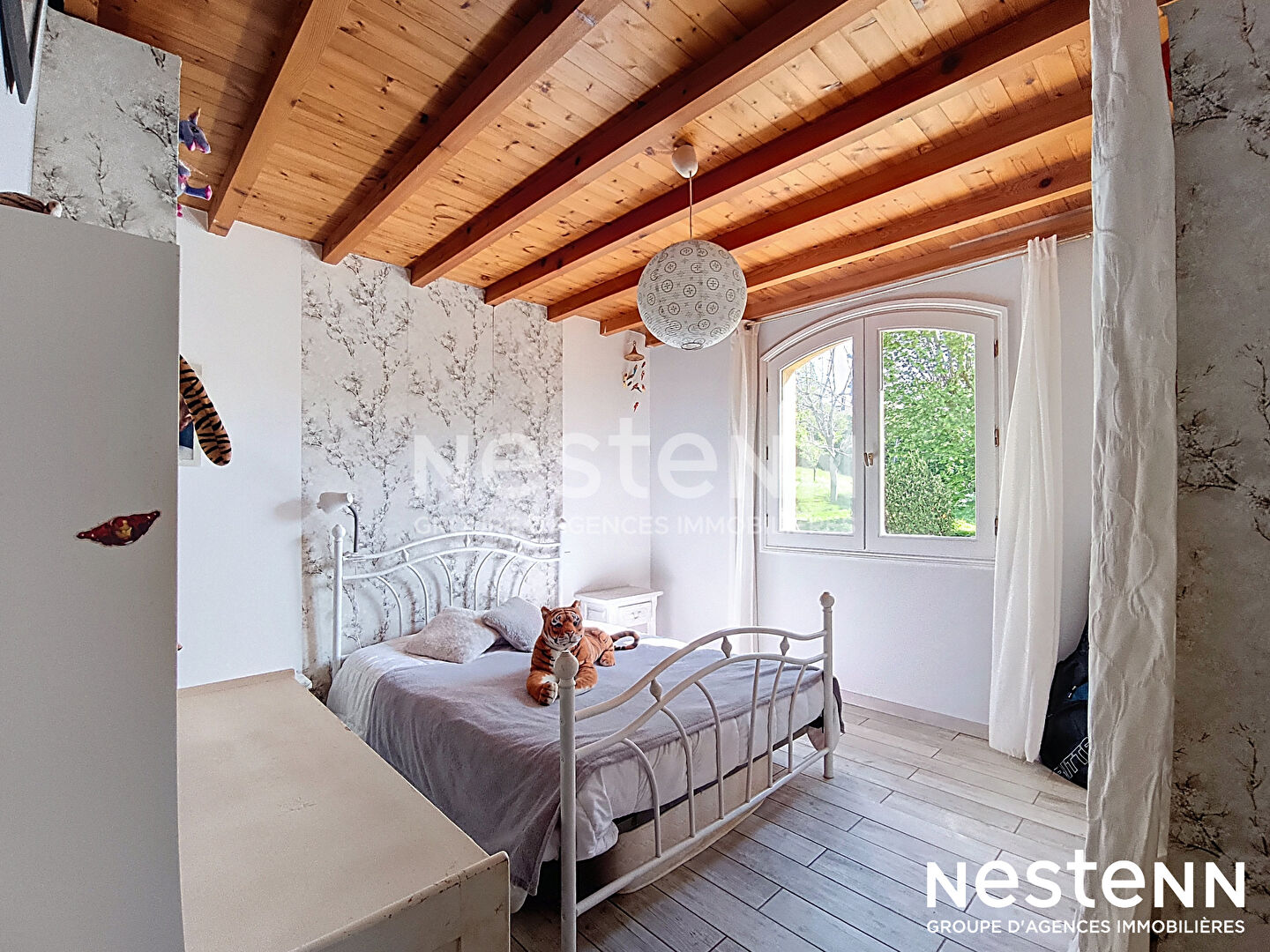A vendre Maison Pessan 4 chambres 189 m2 avec garage piscine et parc arboré