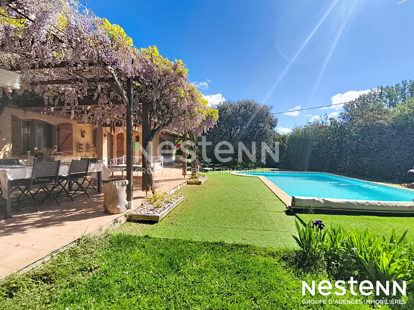 A vendre Maison Pessan 4 chambres 189 m2 avec garage piscine et parc arboré