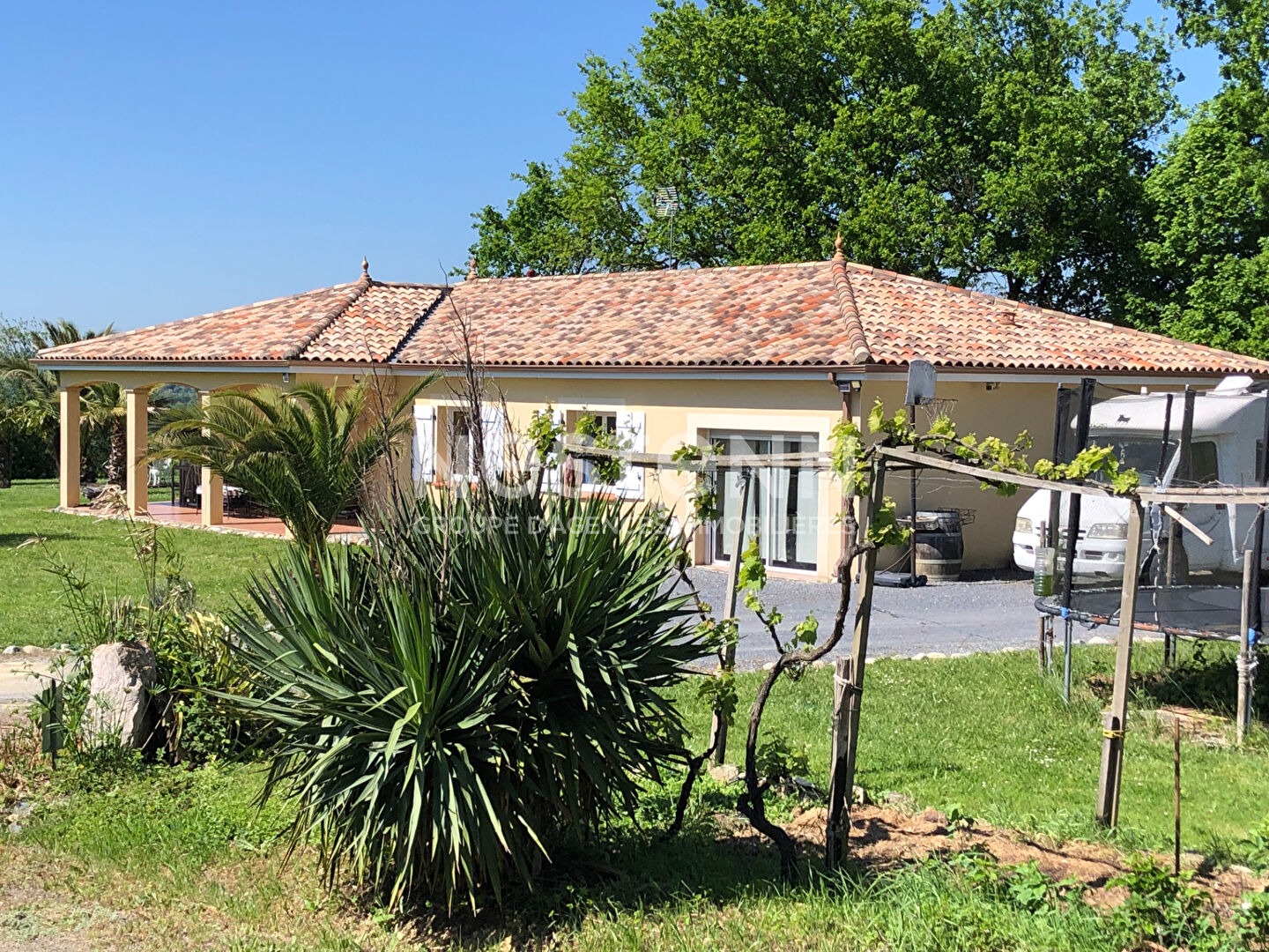 Charmante villa située à la campagne, 15mn Auch
