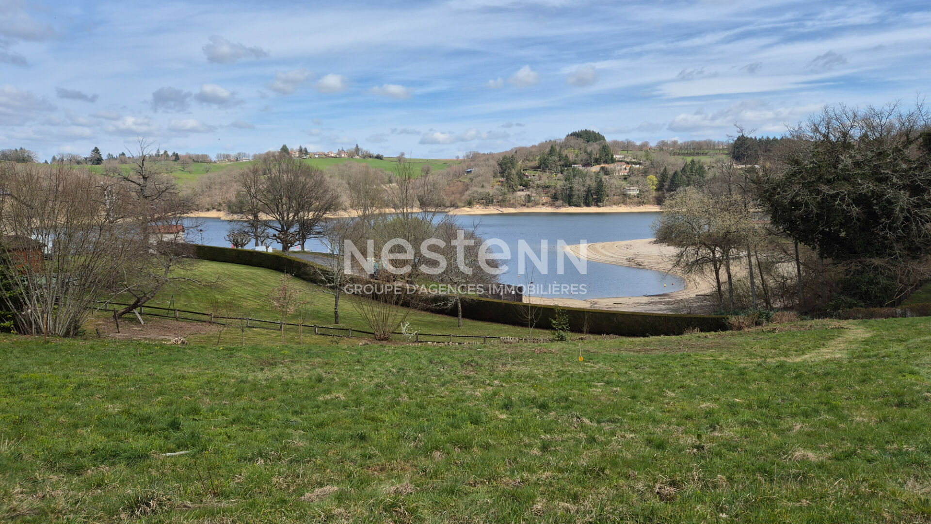 Terrain 1540 m² · à Le Rouget Pers · 1 540 m² · 135 000 €