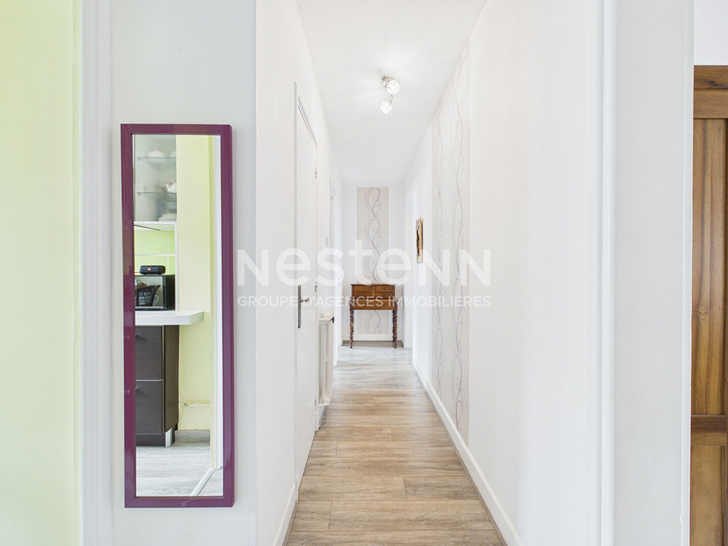 Aurillac, quartier viaduc, à Vendre Appartement de type 3 d'une surface de 65 m² avec balcon et cave.