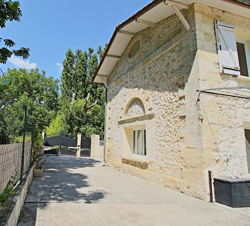 Maison Sainte Eulalie 5 pièce(s) 141 m2