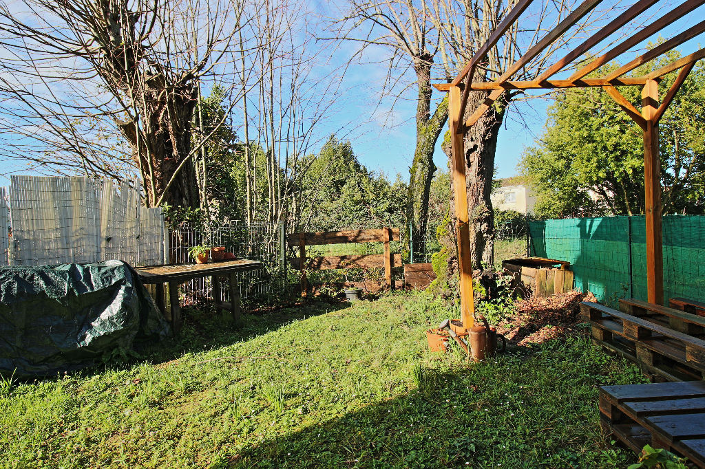 Appartement 2 pièces 47 m² avec jardin