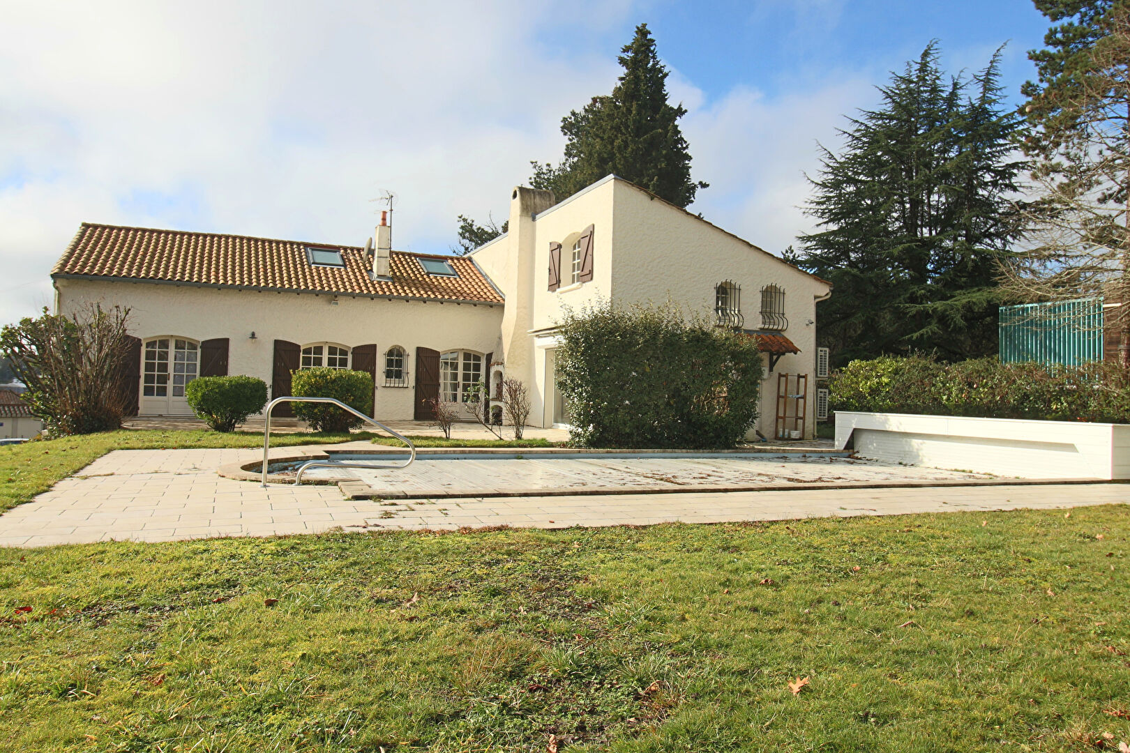 Maison à vendre à Artigues Pres Bordeaux 210m²