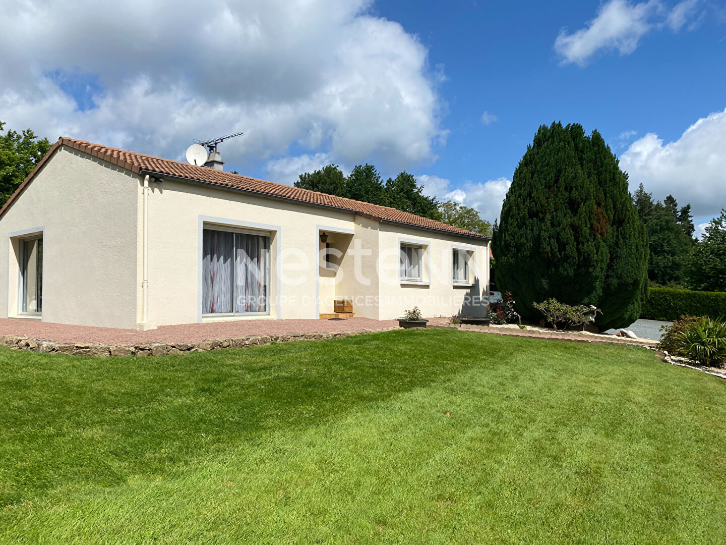 Maison 5 pièces 94 m² · à Cirieres · 94 m² · 210 000 €