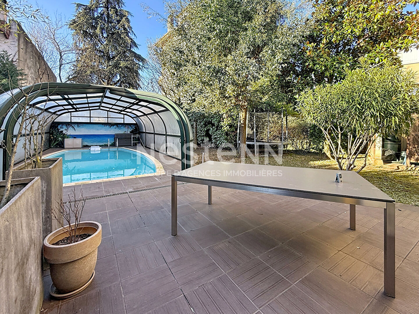 Maison individuelle de 7 Pièces avec 5 chambres Piscine Proche Centre Ville - 69500 BRON