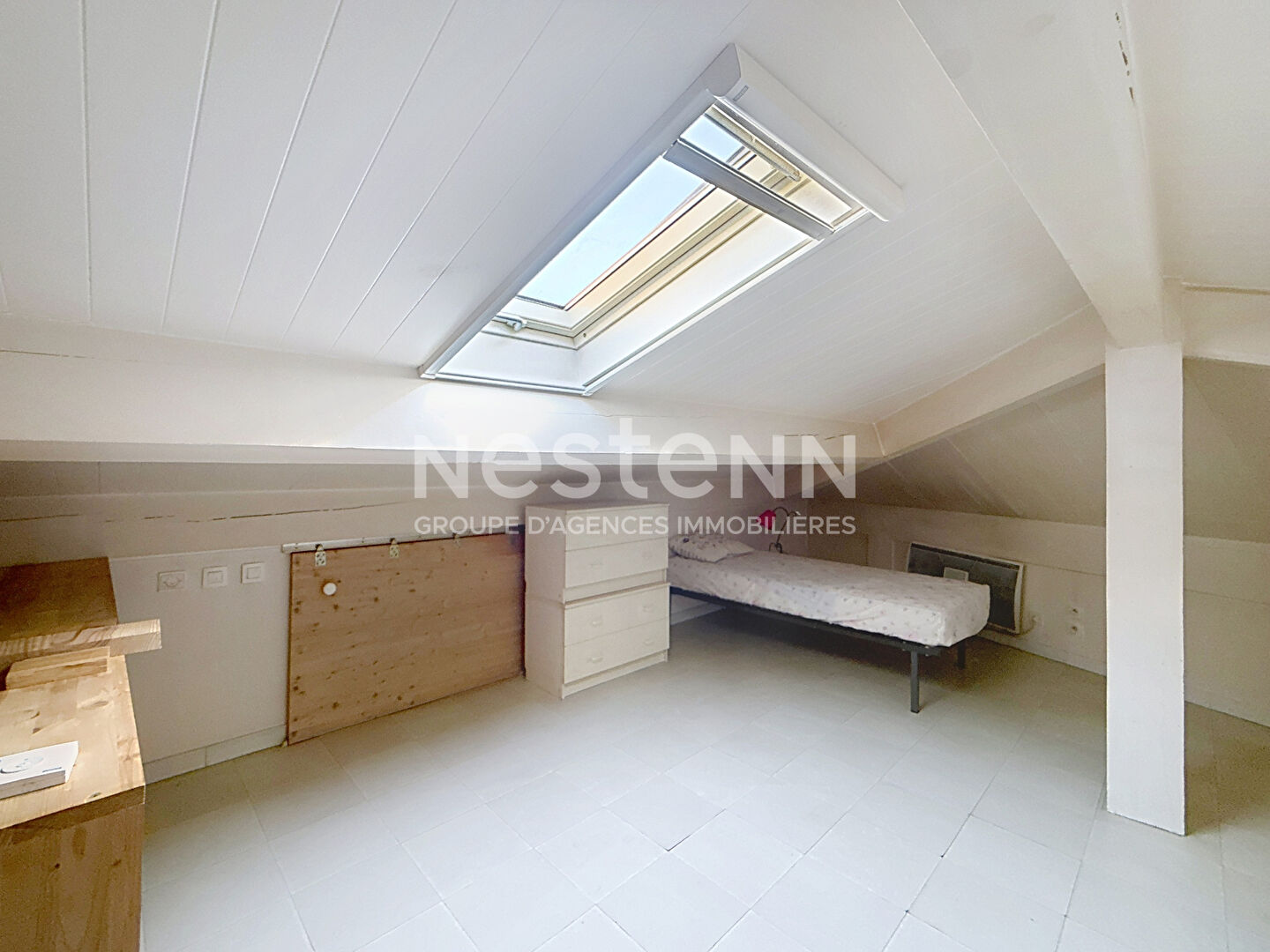 Maison individuelle de 7 Pièces avec 5 chambres Piscine Proche Centre Ville - 69500 BRON